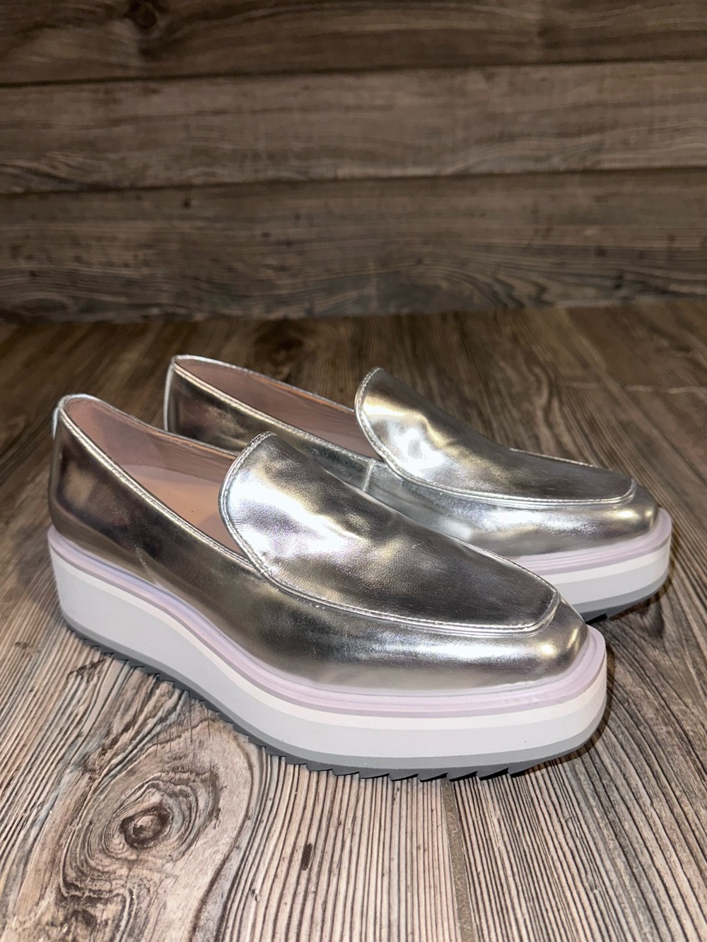 Johnston & Murphy Gracelyn Venetian Silver Italian Metallic Pull On Size 6